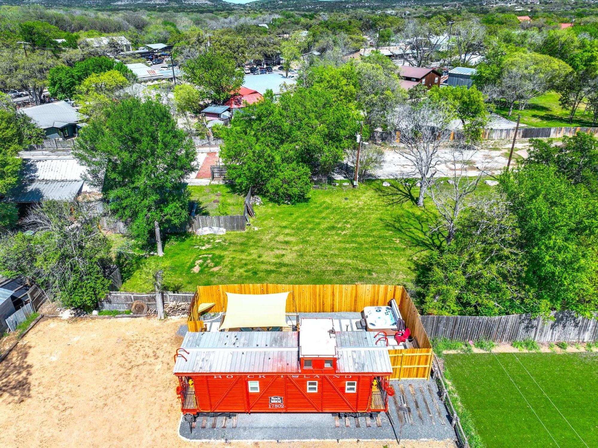 Caboose On The Square Villa Wimberley Exteriör bild