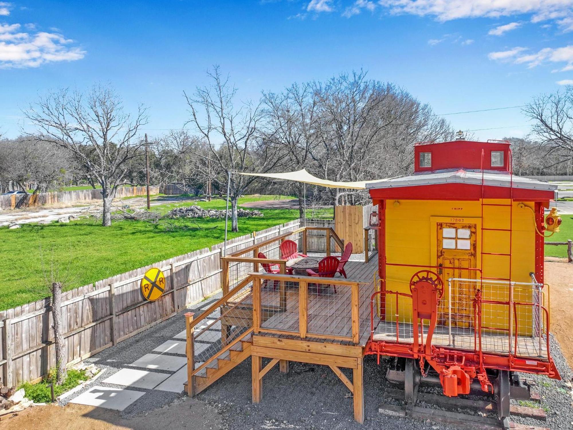 Caboose On The Square Villa Wimberley Exteriör bild