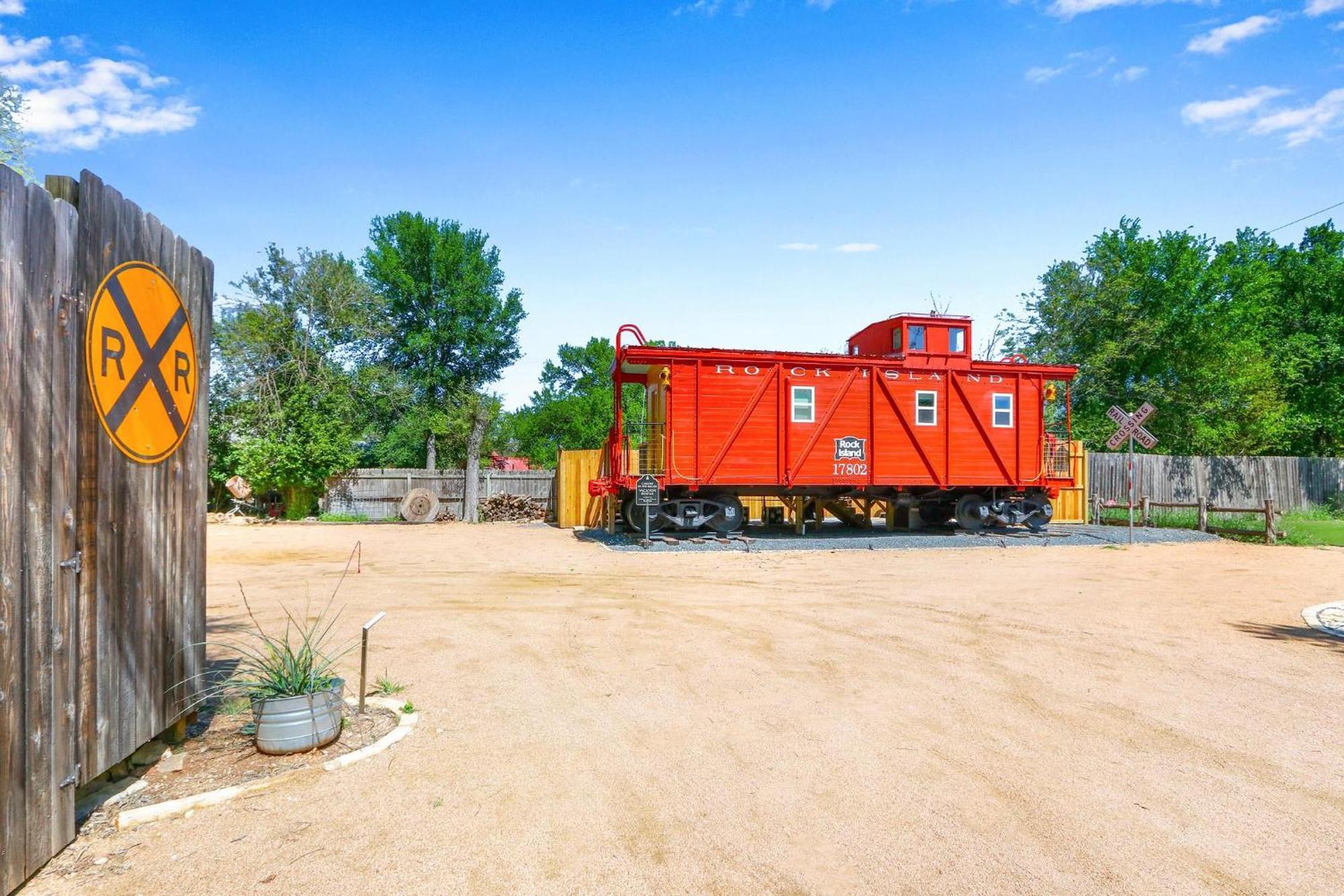 Caboose On The Square Villa Wimberley Exteriör bild